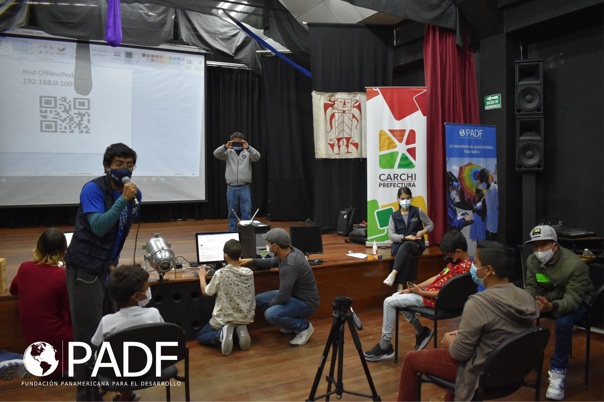 PADFecuador's tweet photo. Con el apoyo de @OfflinePedia, @PADFecuador realizó la entrega de tres computadoras a la Casa de la Juventud de Tulcán con el fin de que los jóvenes puedan acceder a los recursos necesarios para su educación. https://t.co/7PIRHWeJAP