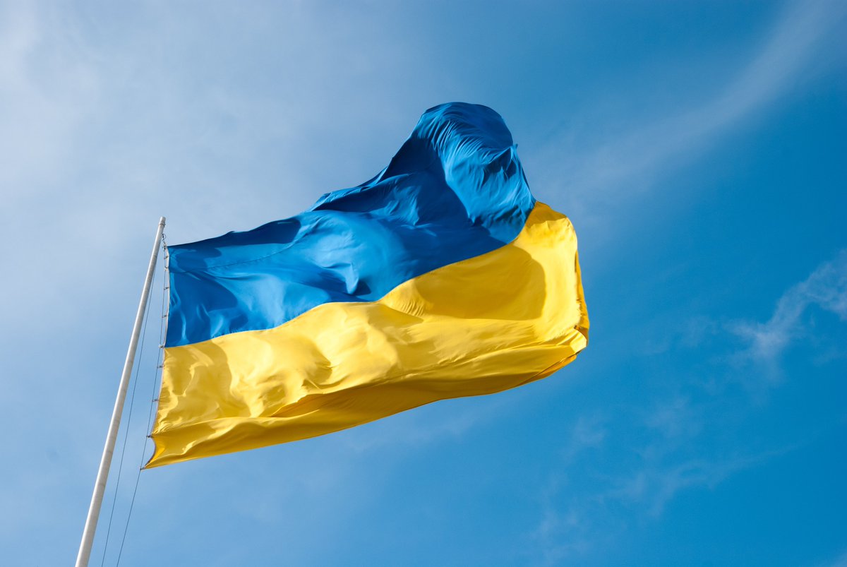 ShumkaDancers's tweet image. Today, Ukraine celebrates National Flag Day, established "in honor of the centuries-old history of Ukrainian statehood, the state symbols of independent Ukraine and to foster citizens' respect for the state symbols of Ukraine." Slava Ukraina!