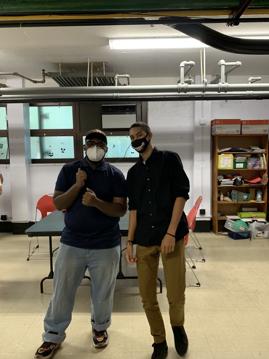 YouthbuildQCH's tweet photo. Kiran (on the left) has flourished into quite the leader this summer. He’s off to college this fall so let’s wish him the best of luck! 🧡💙 #nycYouthLeaders #communitymatters #BUILDingNYC #NYC #greenNYC #QueensLeaders https://t.co/4qOw5ZftRC