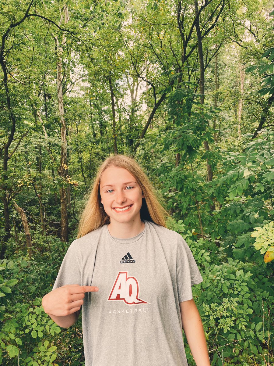 Emily Bissett tweet media