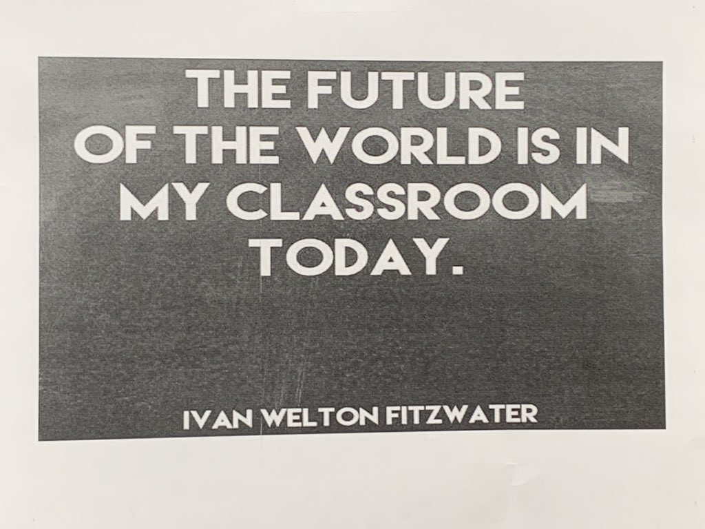 Angela Rhett tweet media