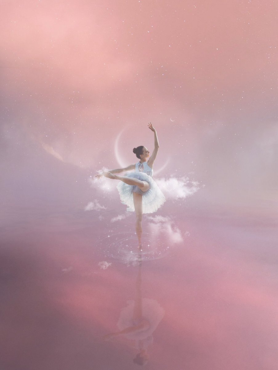 shootthismoment's tweet photo. Hi friends!These are my available pieces

Ballerina 1/1🩰 Available for bids on @SevensGrant curated by @ParisHilton 💜 https://t.co/6lWf0lWRXc

Hidden words 1/1 🏔 .20 ETH https://t.co/BOvzXrVhi6

Summer suite (animated) 1/1 🏝 .25 ETH https://t.co/jUiskgJGMH

Rush hour in LA👇🏻 https://t.co/N664eVKd0J