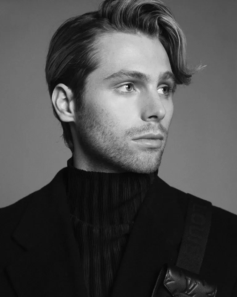 lukethinkers's tweet photo. IT’S HIM https://t.co/CPwMJMDvh0