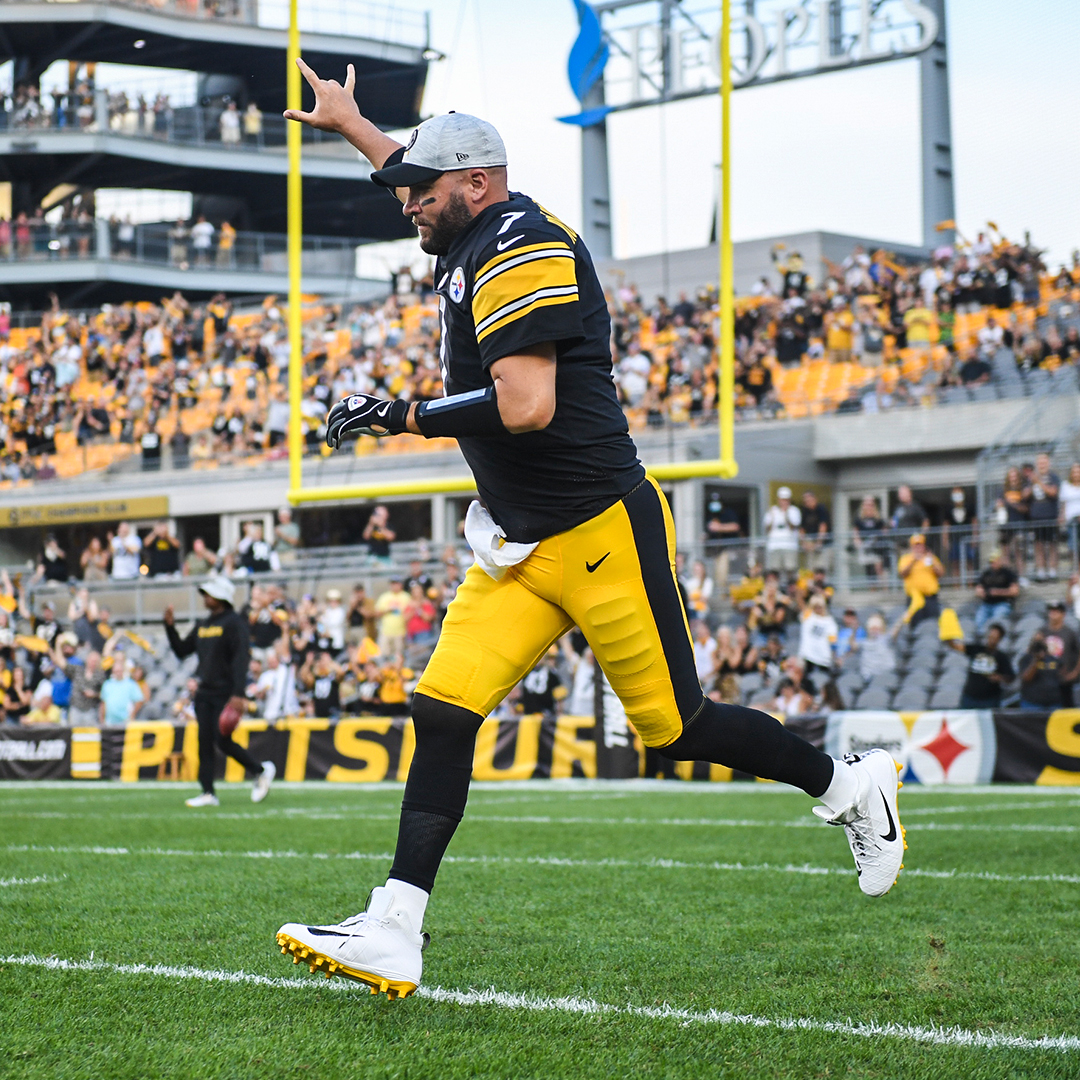 All love for #SteelersNation 🤟