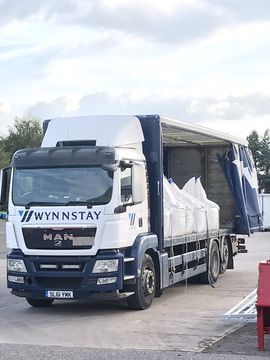 behind_the_seed's tweet photo. Don’t get caught without seed this autumn. Not everyone has their own fleet. Last seed wagon tonight. Graham @SyngentaCropsUK winter wheat seed going out to farm. #behindtheseed https://t.co/O2fAKT3RTe