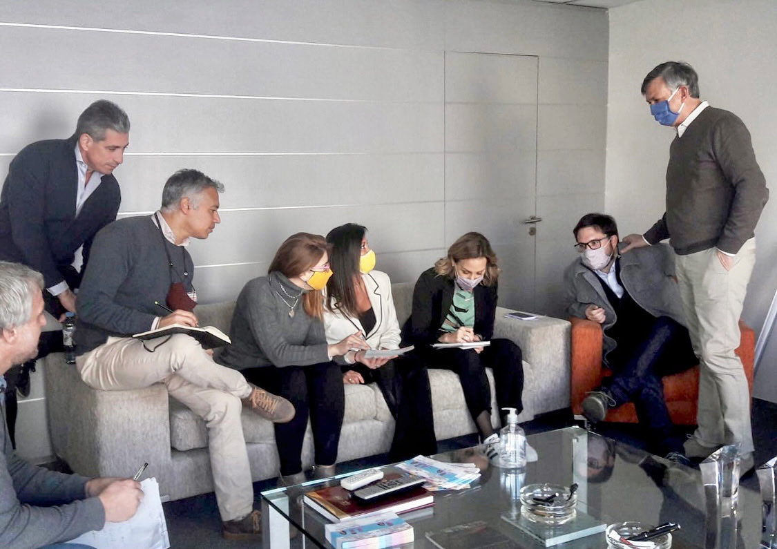 En reunión de Planificación Estratégica - Córdoba ⁦<a href="/PatoBullrich/">Patricia Bullrich</a>⁩ ⁦<a href="/florenciarietto/">María Florencia Arietto 🇦🇷</a>⁩ ⁦<a href="/laurmachado/">Laura Rodríguez Machado</a>⁩ ⁦<a href="/oagost/">Oscar Agost Carreño</a>⁩ ⁦⁦⁦<a href="/DelaretaA/">Agustin De La Reta</a>⁩ ⁦<a href="/sebagarciadiaz/">Seba García Díaz</a>⁩ ⁦⁦<a href="/carmenAlvarezR/">Carmen Álvarez Rivero</a>⁩ ⁦<a href="/JessiRovetto/">Jessica Rovetto Yapur</a>⁩