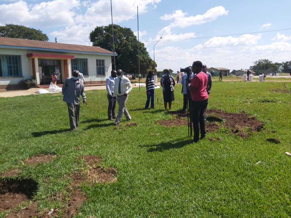 At Doho rice scheme, the society is in the process of revamping their storage facility for acquisition of a rice processing equipment thru the ACDP matching grant, planting trees for Environmental safeguards &amp; practising GAPs <a href="/MAAIF_Uganda/">MAAIF 🇺🇬</a> #Rice <a href="/PastorAllanGuma/">Pr Allan Guma</a>