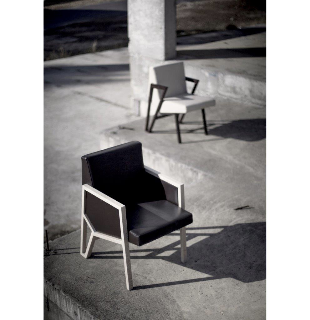 CURT
CITY - STANCE

okha.com

#okha #okhadesign #okhainteriors #bespokefurniture #urban #citylife #capetown #art #luxurychair