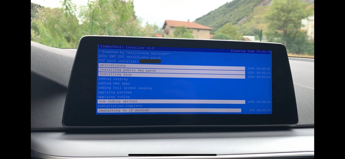 ivanornes's tweet image. 👨‍💻 CarPlay instalation succeeded #BMWCoding