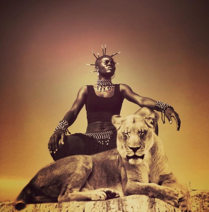 Wiyaala's tweet photo. #Roarrrrrr #YagaYaga https://t.co/zDl9QPVJj5