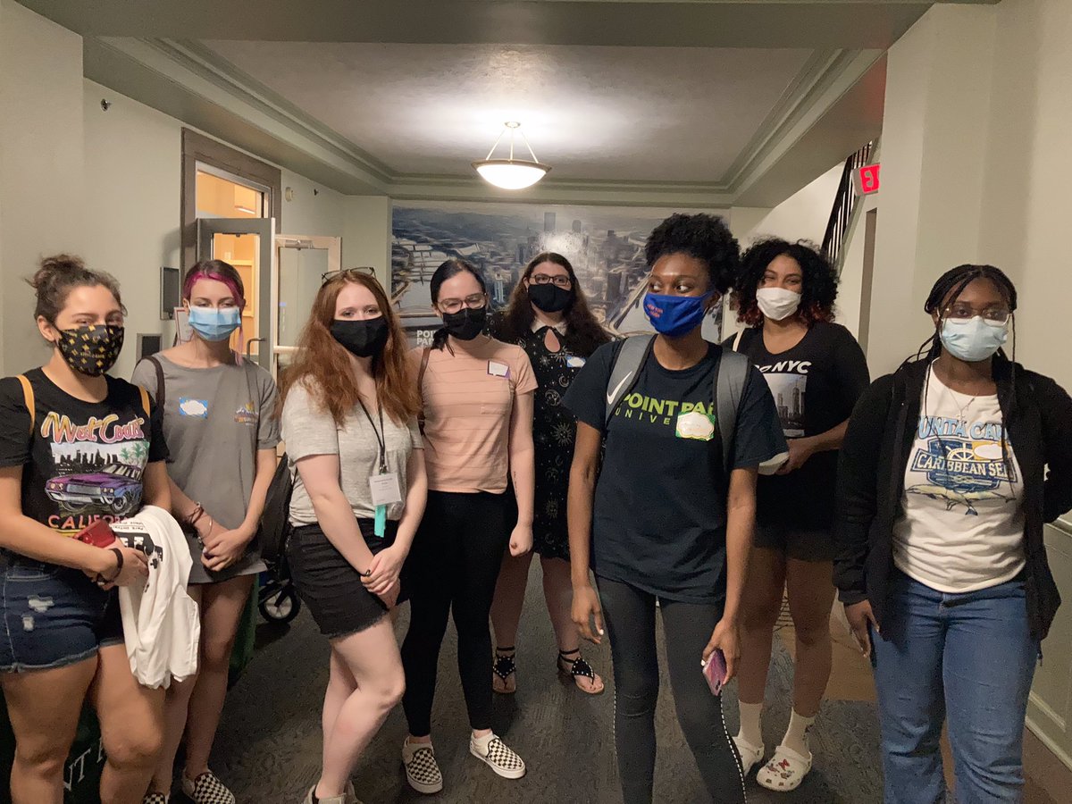 PointParkHSO's tweet photo. We are having the best time welcoming the new honors freshman! Can’t wait for tomorrow and all the memories to come! https://t.co/8cc1xOwOqe