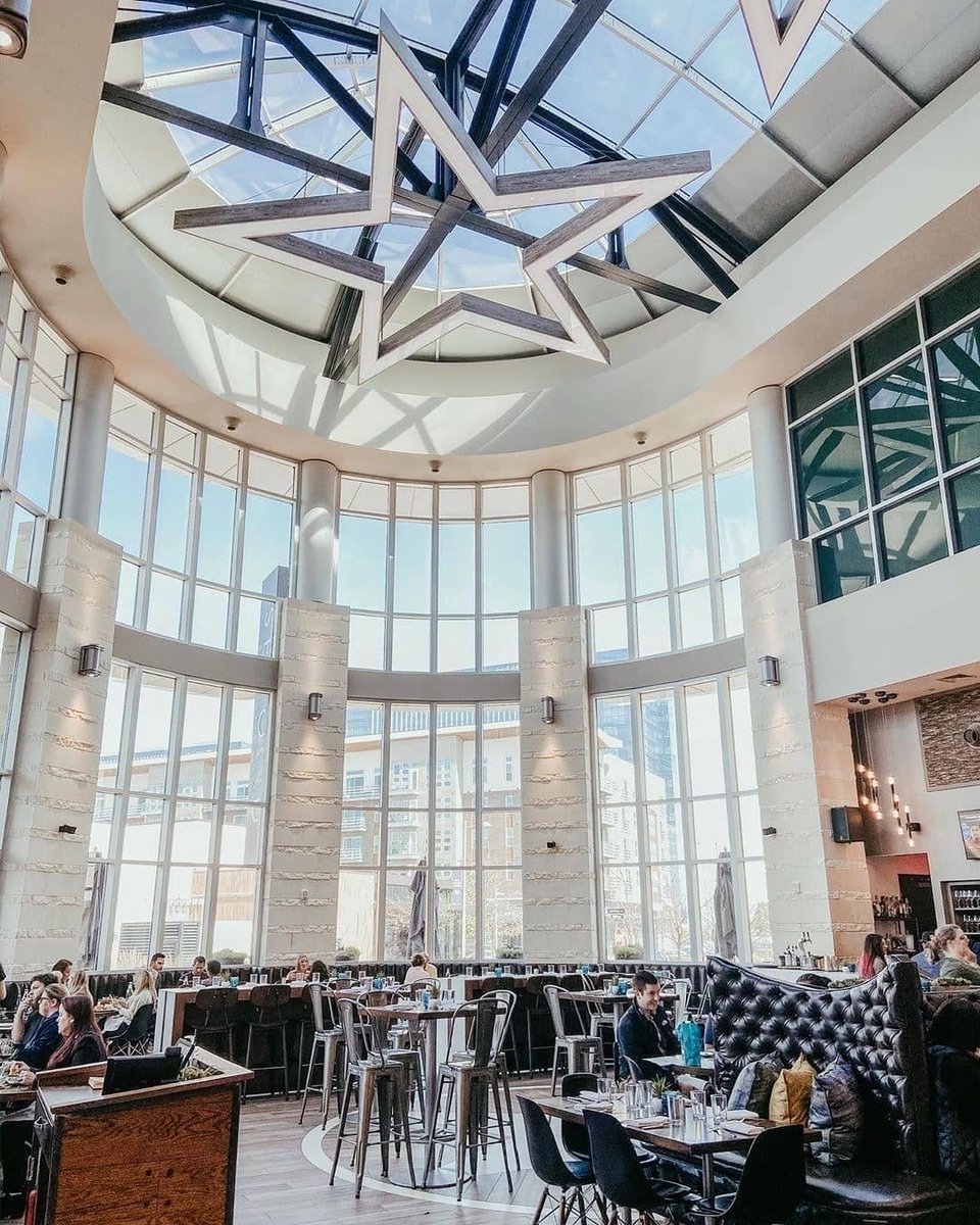 The views at @secondbarkitchen always have us starry-eyed. 🤩
