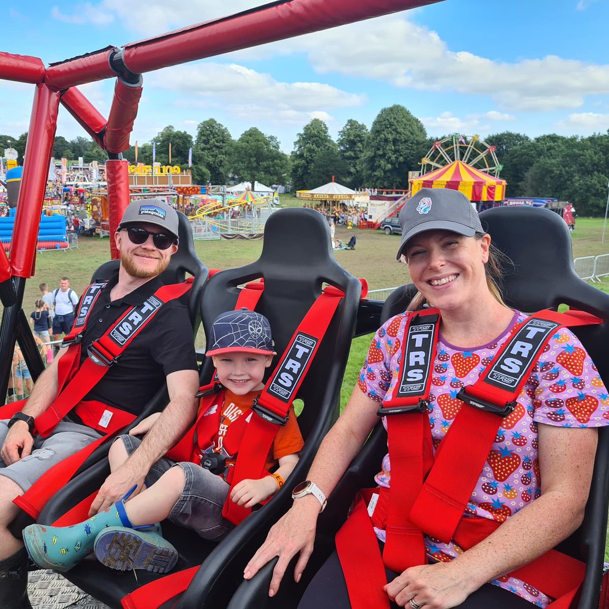 168Runner's tweet photo. Got to be Pac-Man and went for a ride in a Monster Truck today. Pretty good Monday! @jen__mcgrath #geronimofest #geronimofestival https://t.co/BdMfp2HUlG