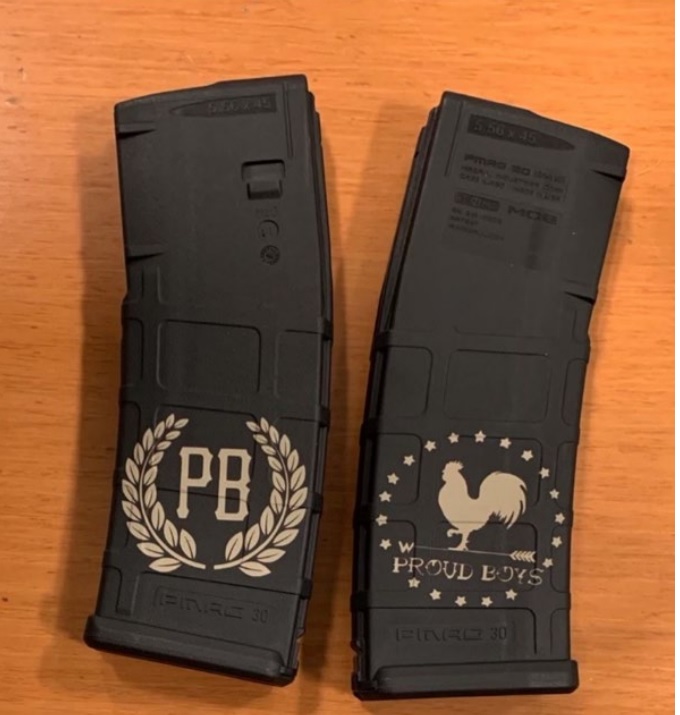 MacFarlaneNews's tweet photo. HAPPENING NOW: Sentencing in case of accused Proud Boy Enrique Tarrio
Tarrio was arrested before Jan 6 (given stay away order) for stealing, burning Black Lives Matter banner from church, carrying unlawful ammo magazine w/ Proud Boy logo
Feds seek prison, $5,347 in damages https://t.co/7E3g3rDxFD