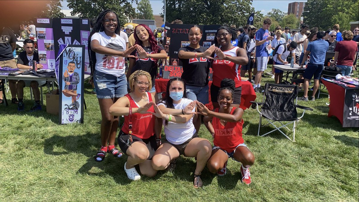 Purdue_Deltas's tweet photo. The Zeta Theta Chapter of Delta Sigma Theta Sorority, Inc. would like to extend a warm welcome to the returning Purdue student body and the incoming class of 2025! Thank you to everyone for coming out to meet the chapter this weekend. Keep an eye out for our events this semester! https://t.co/Ocag3bMPuW