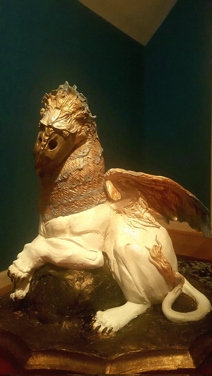 Hi Im Fallan and Im a sculptor of historical lore, people, animals an monsters! #VisibleWomen