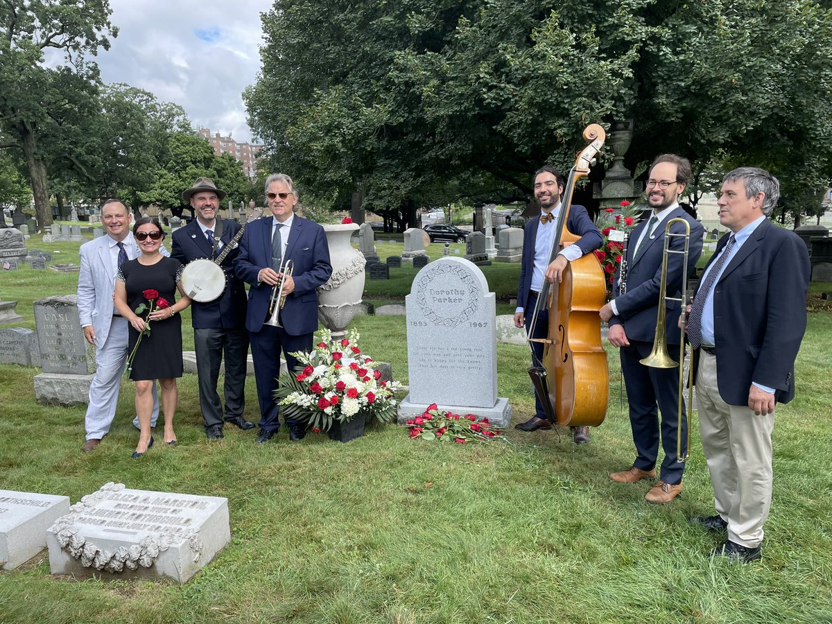 Kevin C. Fitzpatrick (@k72ndst) on Twitter photo Dorothy Parker finally has a gravestone! No rain <a href="/WoodlawnCemNY/">The Woodlawn Cemetery & Conservancy</a> #NewYork <a href="/AlHirschfeld/">Al Hirschfeld</a> <a href="/nydistilling/">NY Distilling Co.</a> Dorothy Parker finally has a gravestone! No rain <a href="/WoodlawnCemNY/">The Woodlawn Cemetery & Conservancy</a> #NewYork <a href="/AlHirschfeld/">Al Hirschfeld</a> <a href="/nydistilling/">NY Distilling Co.</a>