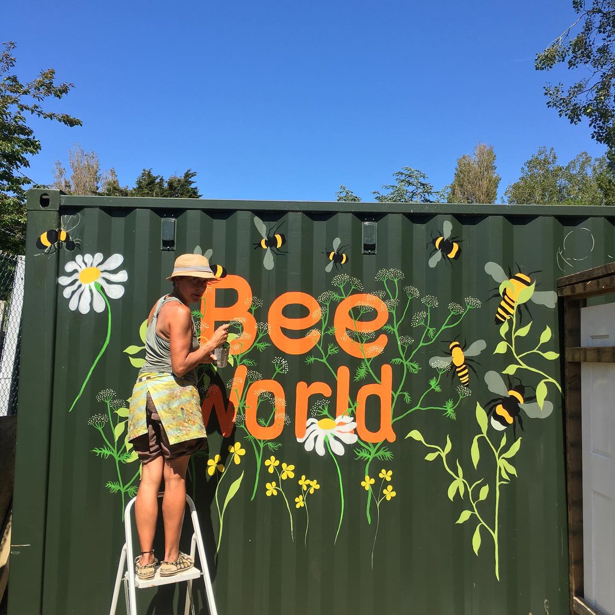 Creative Waves tweet media