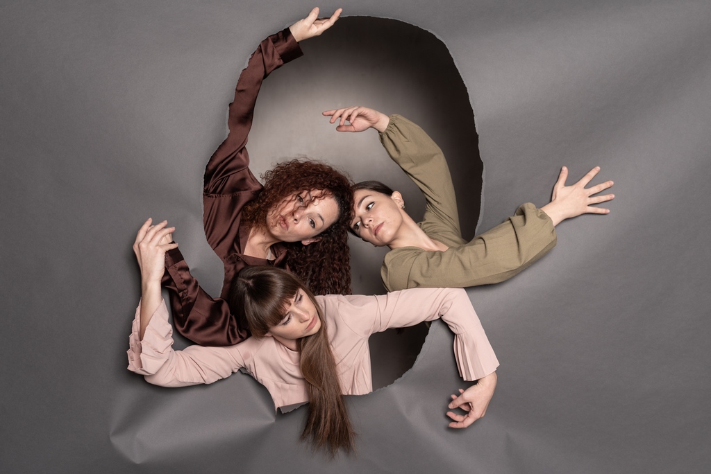 MashUp Contemporary tweet media