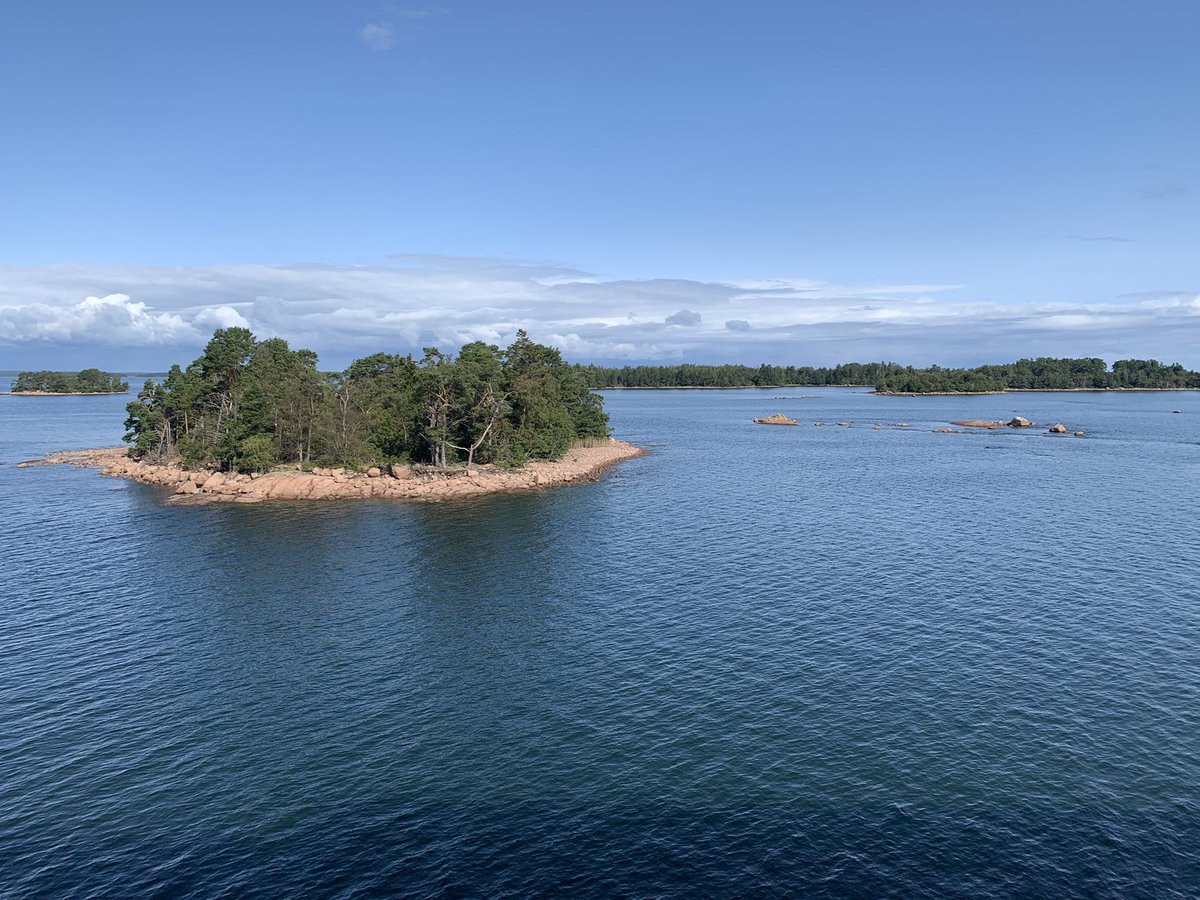 larissabndsn's tweet photo. 🇫🇮🔜🇸🇪🚢 https://t.co/RKA0uH2cd2