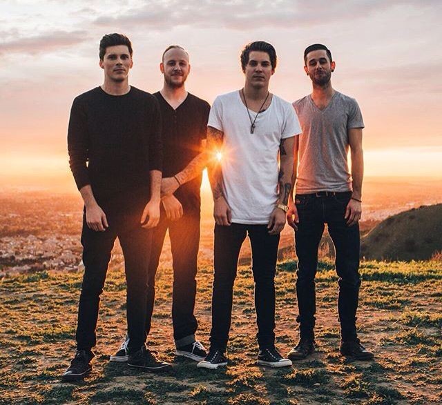 группа our last night. One last night группа. оур ласт найт. Look and last night. Look and say 2 класс.