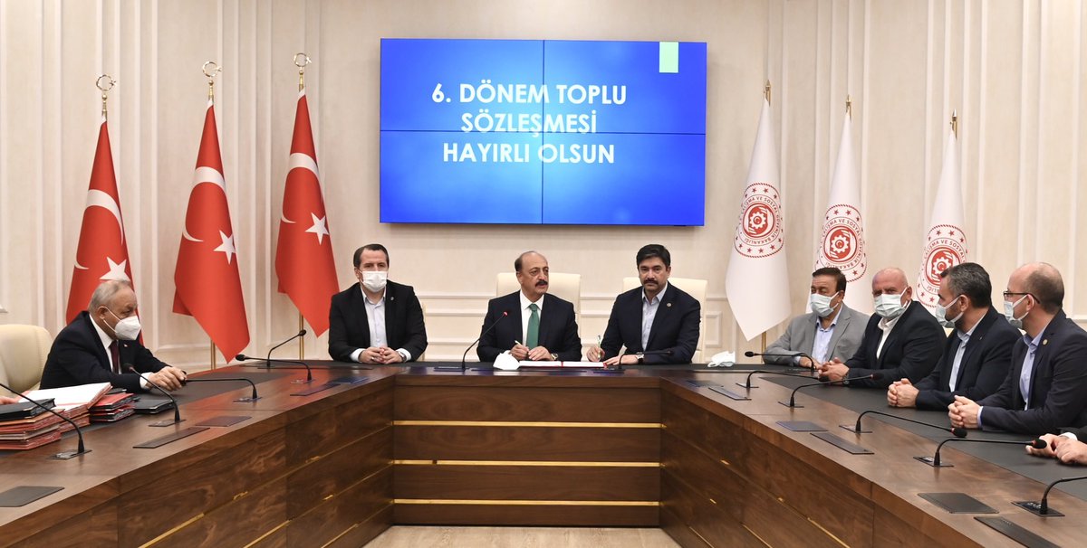 Yerel Yönetim Hizmet Kolunun Genel Yetkili Sendikası <a href="/Bem_Bir_Sen/">BEM-BİR-SEN</a> olarak; 

Kamu İşveren Heyeti ile 
6. Dönem Toplu Sözleşme Masasında Mutabakat Sağladık.

Önemli Kazanımlar Elde Ettiğimiz Hizmet Kolu Sözleşmemiz Üyelerimize ve Kamu Görevlilerimize Hayırlı Olsun.

#MemurKazandı