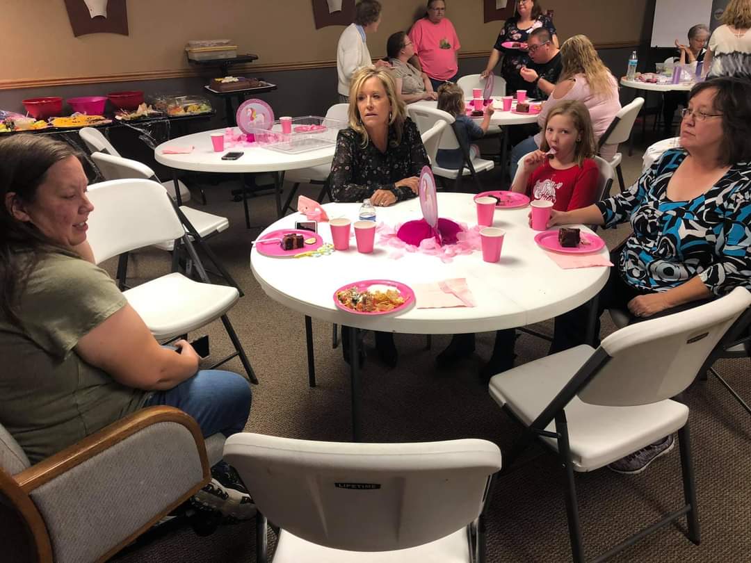TiffenyBoal's tweet photo. Had a great party @Tryazon @pixade #tryazon #pixade #bitogenious #drawsnapplay https://t.co/tkVe3wrOy0