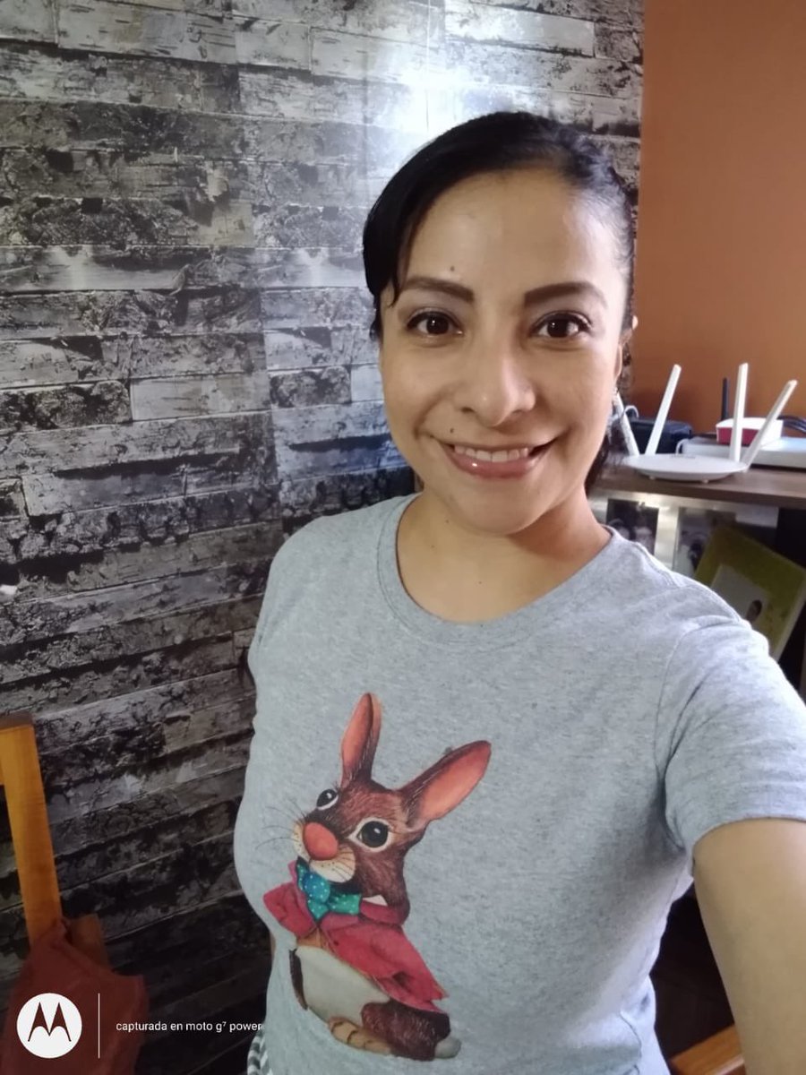 Mildred_gtz's tweet photo. Feliz porque por fin llegaron y están bien bellas 🥰❤️ @Vivianolala @ConCausaMX #TodosLosNiñosTodasLasMedicinas https://t.co/vquzhKLILG