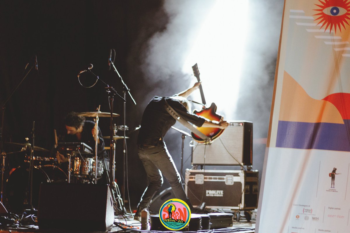 DAY 2 🧜‍♀️ ⁣
⁣
I <a href="/NewCandys/">New Candys</a> hanno aperto la seconda giornata di questa edizione del Siren Festival 🔥