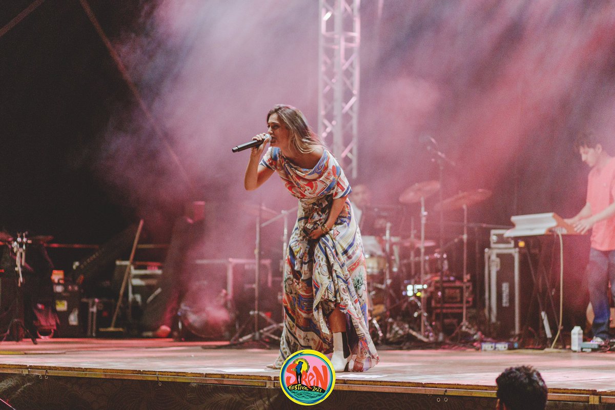DAY 2 🧜‍♀️ ⁣
⁣
@margheritavicario assolutamente imperdibile durante il Day 2 del Siren Festival 2021 💃