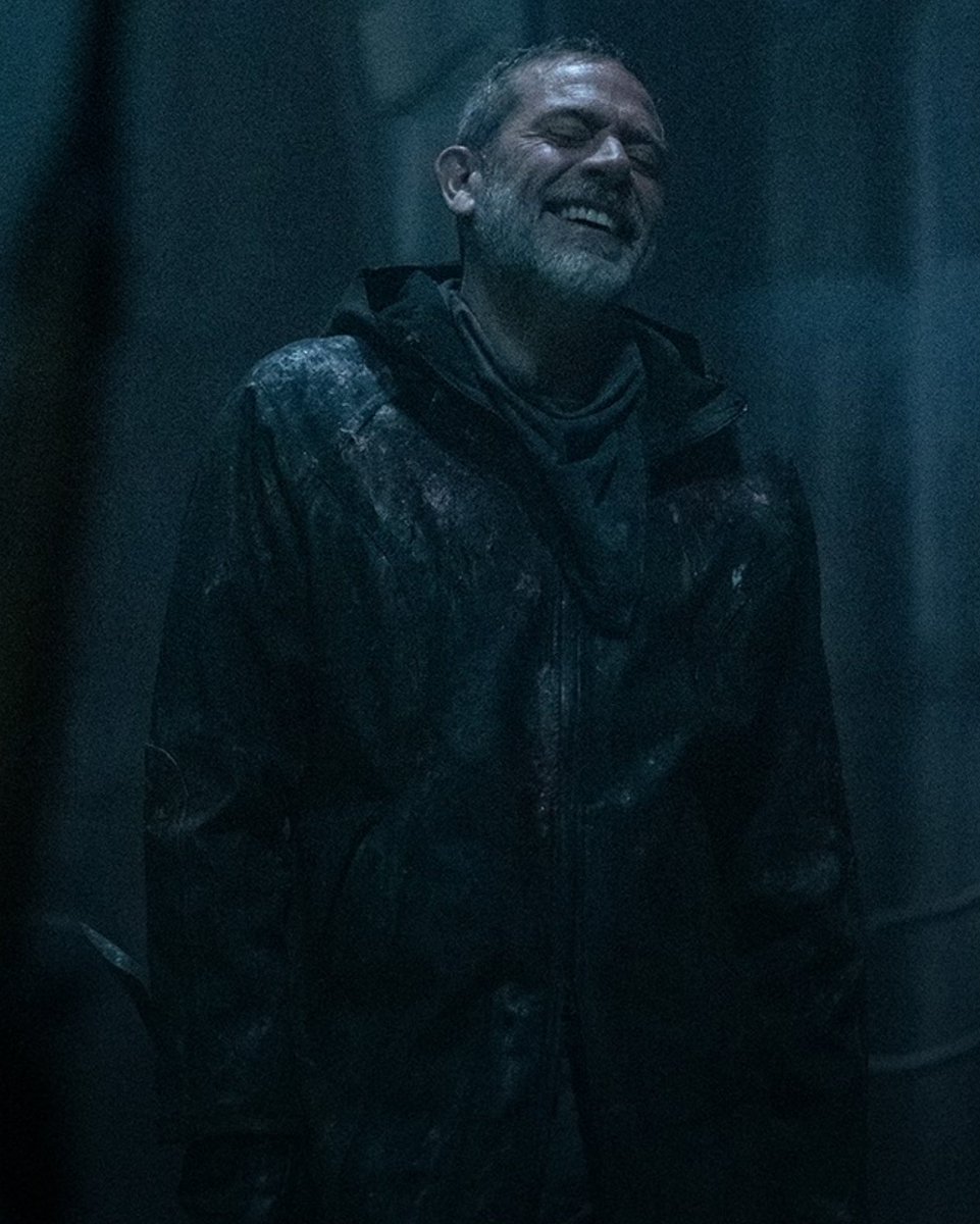 That smile gets me everytime 😍
#TWD #Negan #TheWalkingDead