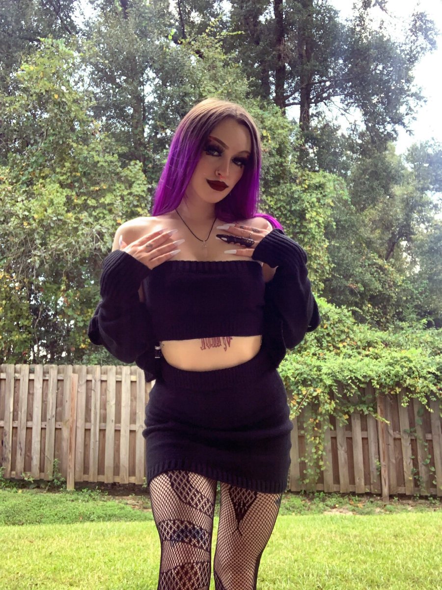 BranchKenzie's tweet photo. Hi🃏💜 https://t.co/Au25D7tNL7