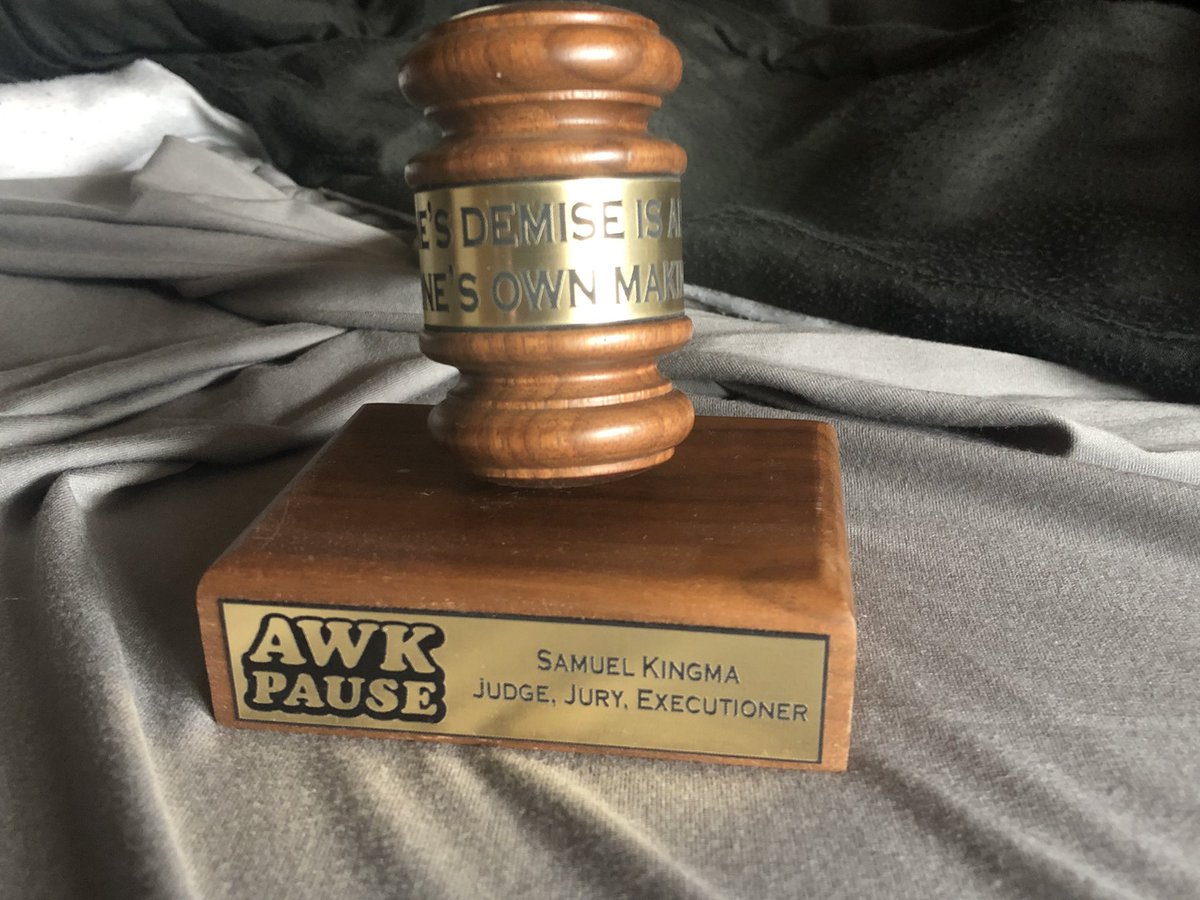 TheDailySamK's tweet image. Imma miss AwkPause / GG. I always loved being the JJE of one-sided Bets and E3 predictions!

When the boys visited Missouri a couple years ago, they gave me a gavel to certify my JJE position

The Gavel Quote: “One’s Demise Is Alway’s One’s Own Making” - Hawkeye Gough, Dark Souls