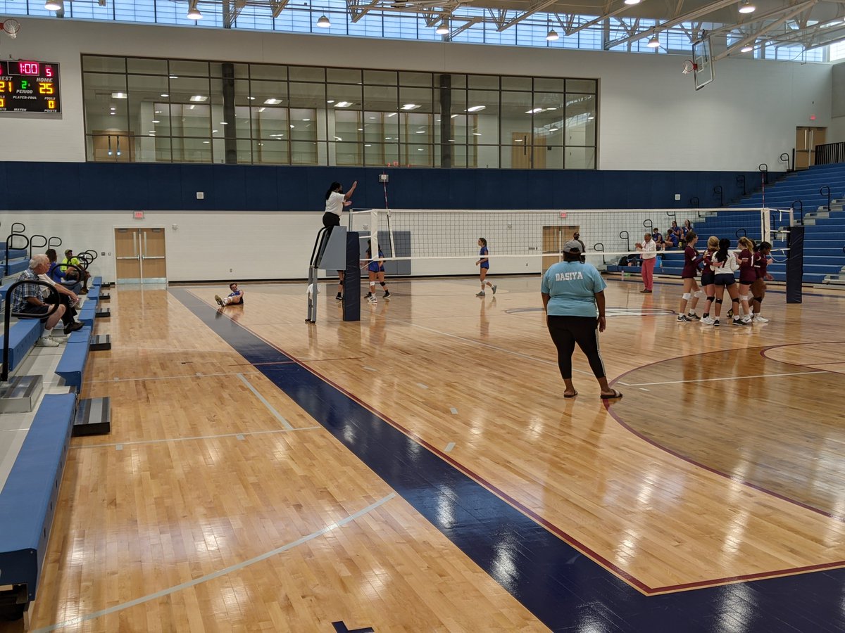 FIHS44AD's tweet photo. FIHS Fury VB wins for the first time in school history taking the 2nd set 25-21 #INNaugural #FirstwINN #RiseUp @principaltiller @FountainInnSC https://t.co/XNB7aZq9m0