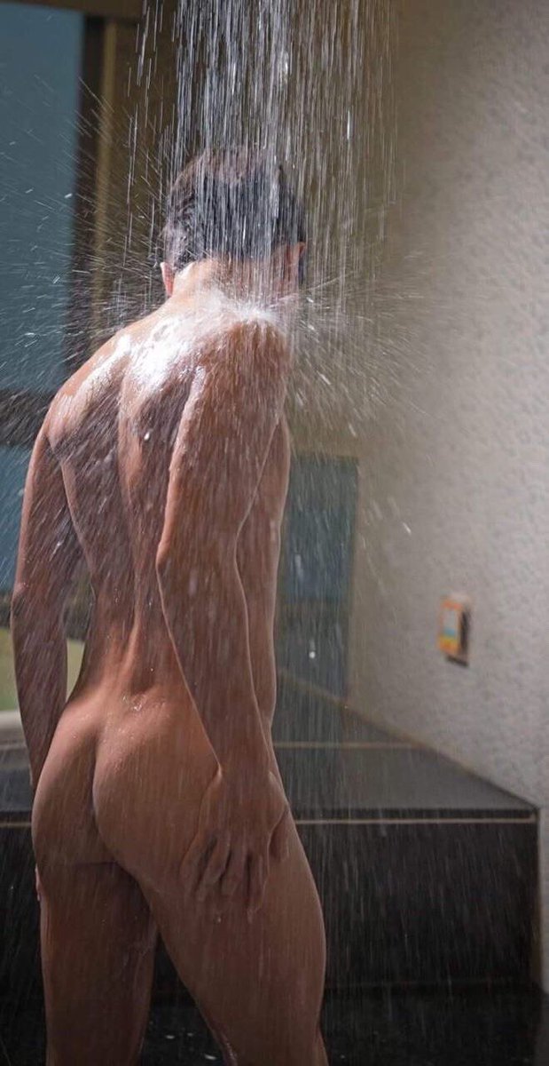I am #ProShower ! I miss the open showers at school! Cannot wait to go back!