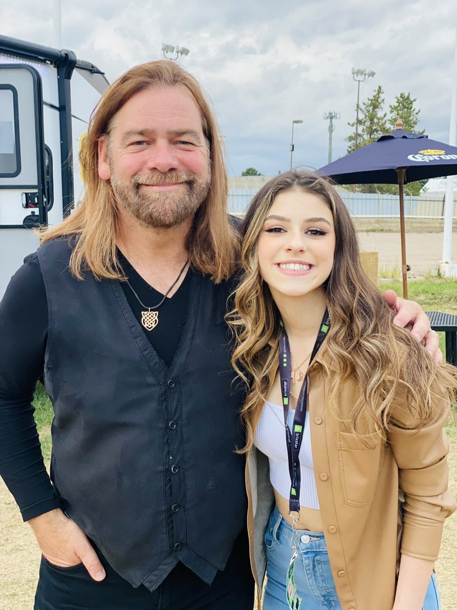 thatsmehaileyb's tweet photo. Can’t say enough how great it felt to be on stage at @TogetherYEG !! So fun to open for #CaptainTractor @TheDeadSouth4 , & the iconic @alanthomasdoyle & @BlueRodeo ! HUGE TY to everyone who came out, @TrixstarHQ for having me out & @productionworld for the great sound! #Yeg https://t.co/mQj3S0woM2