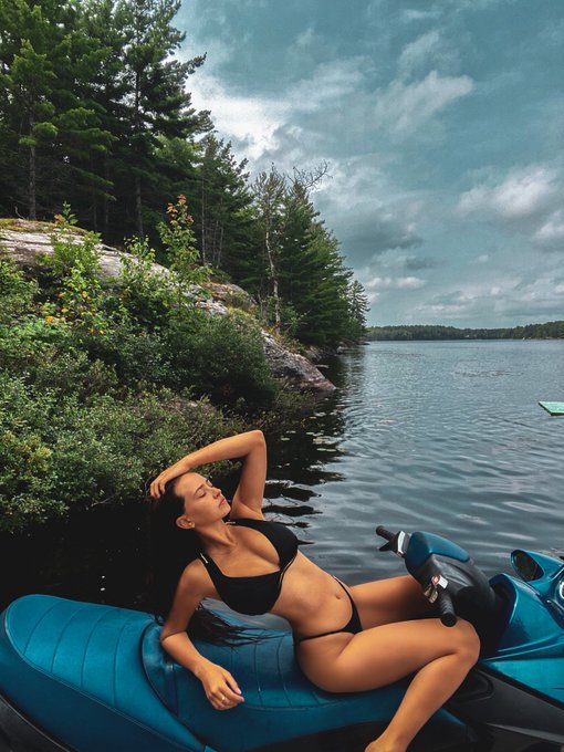 I&rsquo;m going to cry when summer is over https://t.co/msy6tUEAYS