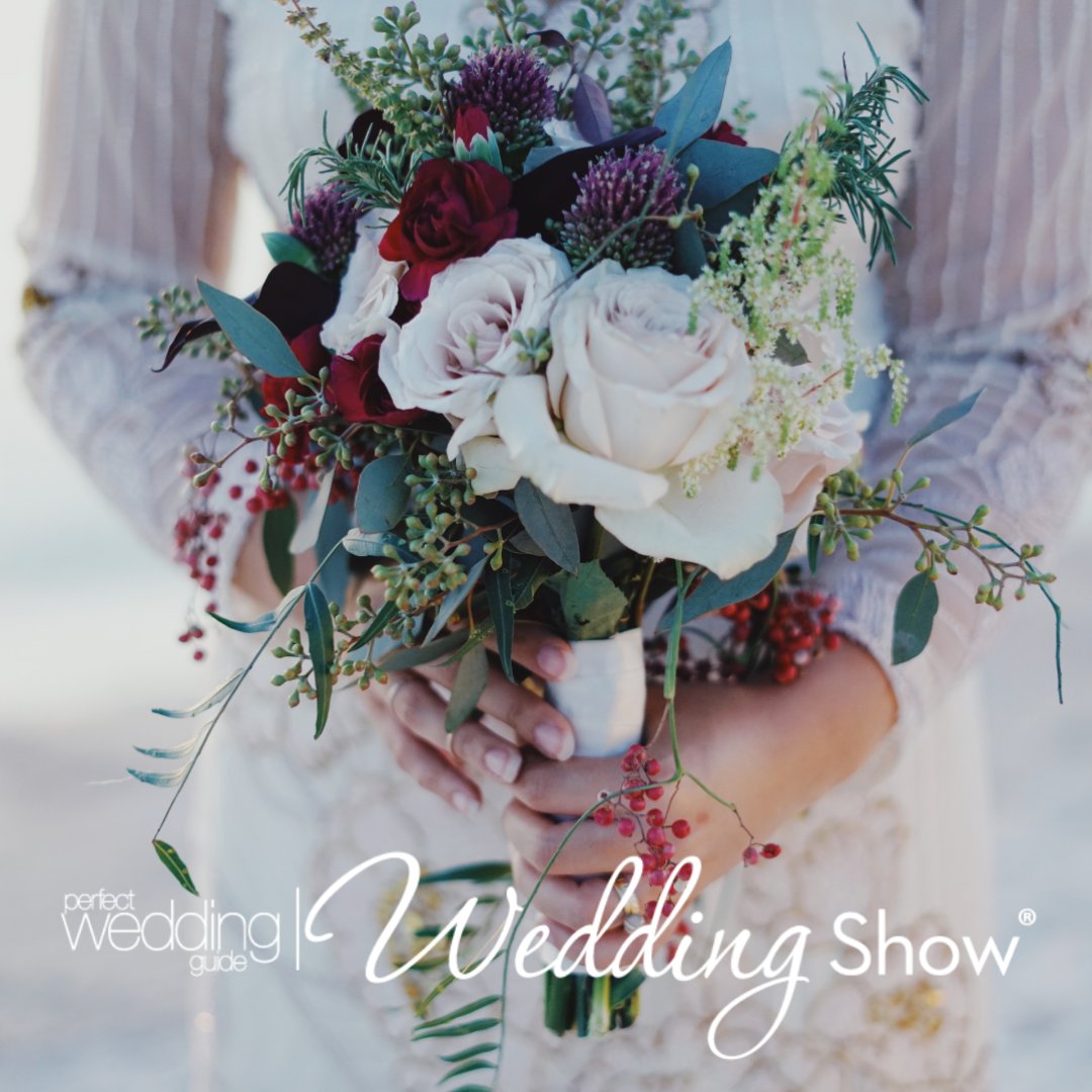 PerfectWedding's tweet photo. Choosing that Pinterest perfect decor while staying on budget can be frustrating.
๐กPro tip: Be flexible with your choice of flowers. Depending on location and season, your florist can make beautiful budget-friendly suggestions.
#weddingflowers #pwg #perfectweddingguide https://t.co/512KCUtMw6