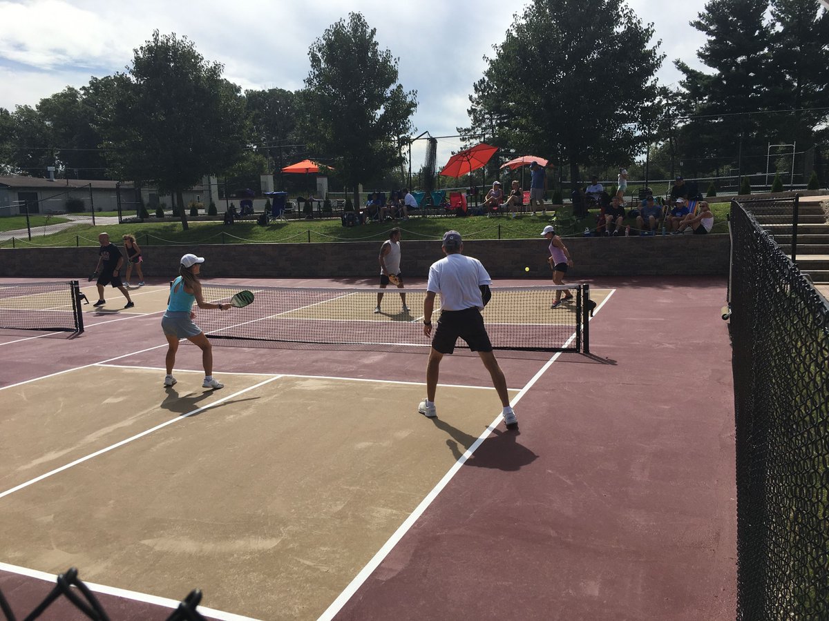 clay_courts's tweet photo. 5 Reasons Why Families Should Play Tennis. Read More Here...... https://t.co/7glFDrOebE https://t.co/F2kK7dZE7m