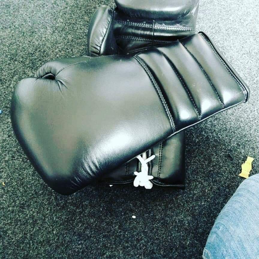 GearsFight's tweet image. #uk #usa🇺🇸 #usaboxing #usafitness #germany #boxingtraining #boxingworkout #punching #mutualfightgears #gym #germanyfitness #germanyboxer #usatraining
#boxingworkout #boxing #boxingglovestattoo #boxeo #boxinglife #mutualfightgears #boxingtraining #boxingusa #usa🇺🇸 #uk #spain