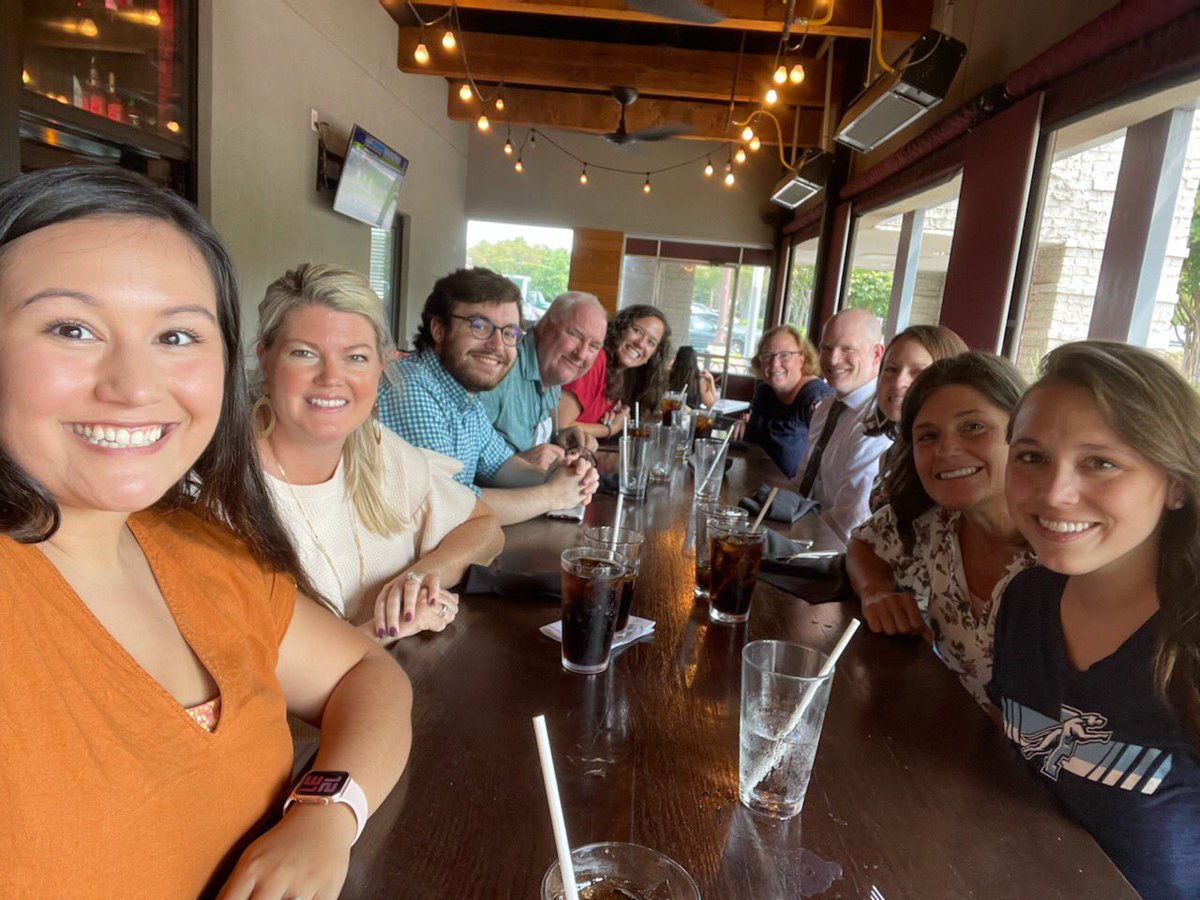 CDipRob's tweet image. Thank you to the anonymous #popefamily that paid for the math departments lunch! We are very grateful to be a part of such a wonderful community and are overwhelmed by your generosity! #proudtobeagreyhound
@PopeAthletics @PopeHS1 @FoundationPope @popehsptsa