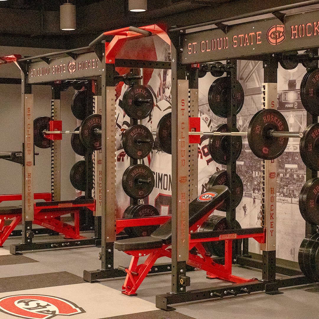 DynamicFandS's tweet image. Go Huskies! St. Cloud State University Hockey is an NCAA Division I affiliate and part of a powerhouse athletic program. We’ve been thrilled to team up with them to provide the equipment to help them build a better athlete! 

#SCSUHuskies #MoreStrengthPerSqFt #DynamicSpotlight