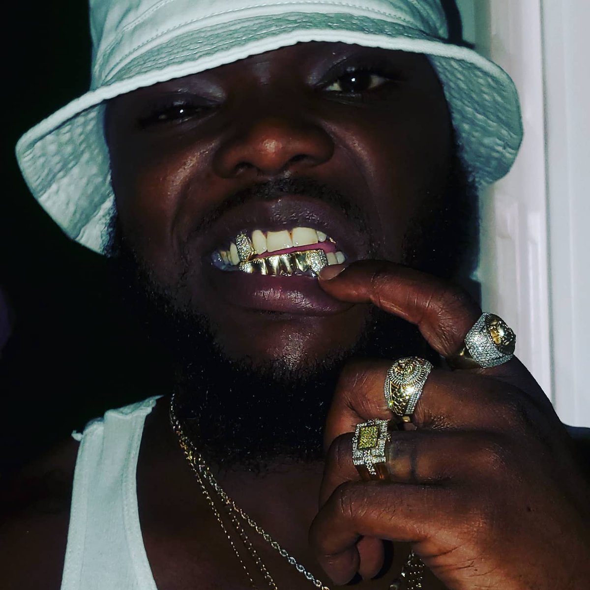 BaggBando's tweet photo. SOME niggaz DID IT, ALOTTA niggaz DONE IT....
🗣BUT I DO IT‼️‼️

#BIGBAGGBANDO #NEWMONEYBIDNEZZ #NEWMONEYNATION #LITTYCITY #INREALLIFE #ICANTHELPIT #HUMBLEANDWOKE #IFYOUKNOWYOUKNOW

👇🏿👇🏿👇🏿👇🏿
https://t.co/26zRT2Miu7 https://t.co/1hQBmXO6Fu