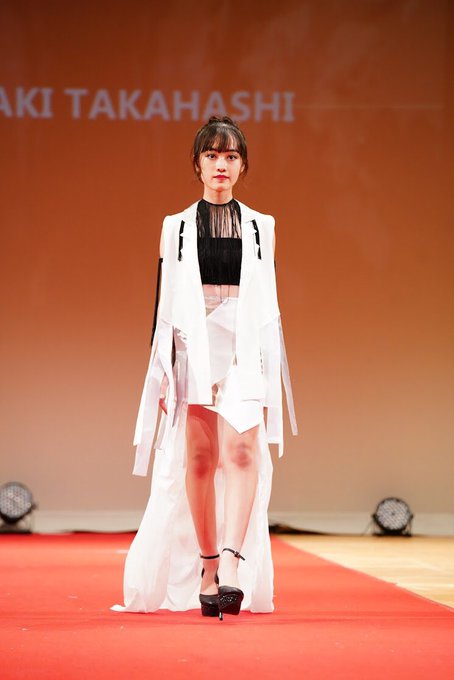 Twitterのコスプレ画像16