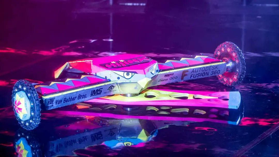 HiJinxBattleBot's tweet photo. We certainly know how to steal a spotlight! And a UV light
Thanks to @jcrbphoto Photography for the pro-level preview ;)
#battlebots #battlebots2021 #LetTheBotBattleBegin #itsrobotfightingtime #HiJinx #letthehijinxbegin #dayglow #uvlight #blacklight #combatrobot #shiny #party https://t.co/ZafsEnanq9