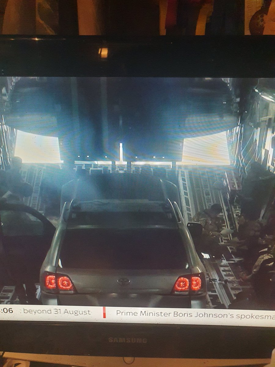 domdyer70's tweet image. Ministry of Defence sabotaging Pen Farthing people &amp;amp; animal rescue mission from Kabul whilst is airlifts back cars on empty cargo planes I have no words to explain anger over this National Disgrace @BorisJohnson @ZacGoldsmith @pritipatel @DominicRaab @PenFarthing @Nowzad