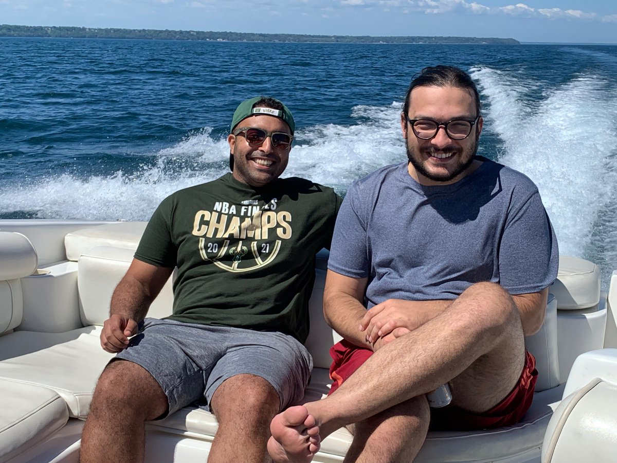 Take aa look at our two hard-working seniors enjoying their post-call day off together! #theyreonaboat