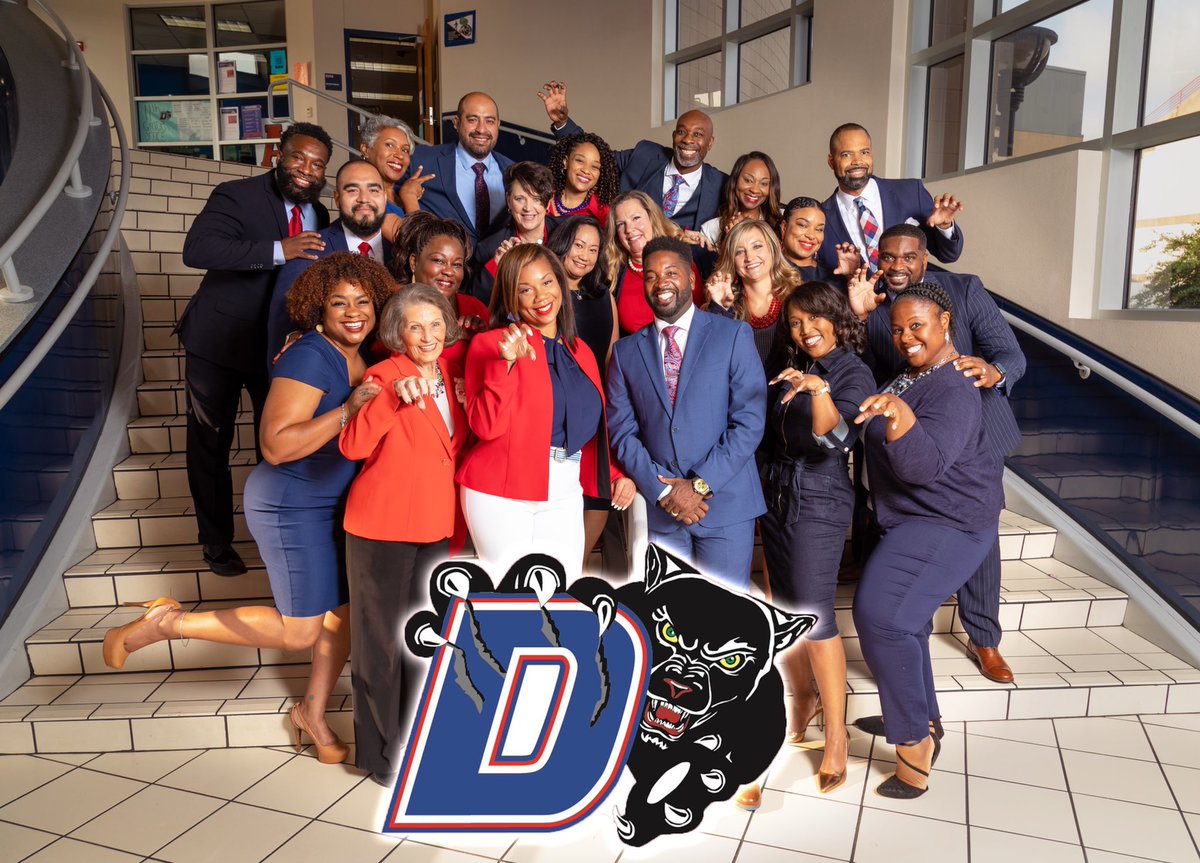 Michaeldmc1911's tweet photo. Some of the faces have changed yet the mission remains the same! Ready to #WriteSuccessStories one student at a time! #UnstoppableExcellence #WeAreDVille https://t.co/2uHip6LCRx