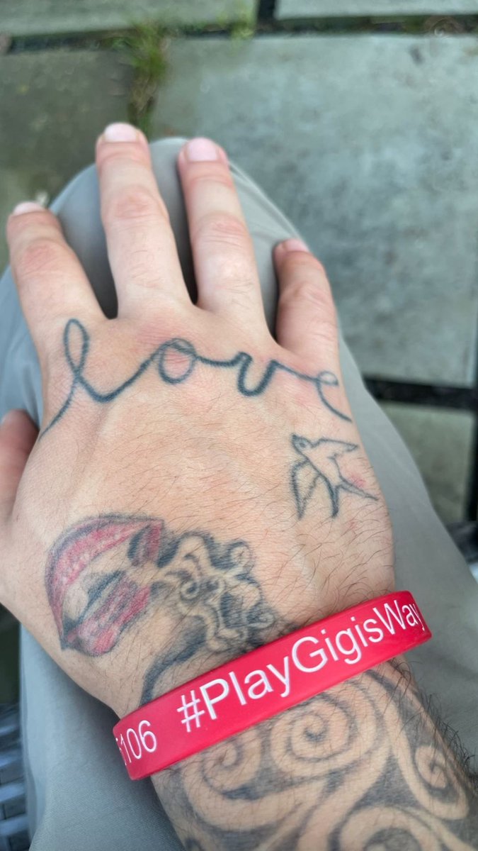 .<a href="/zaynmalik/">zayn</a> via Instagram stories!