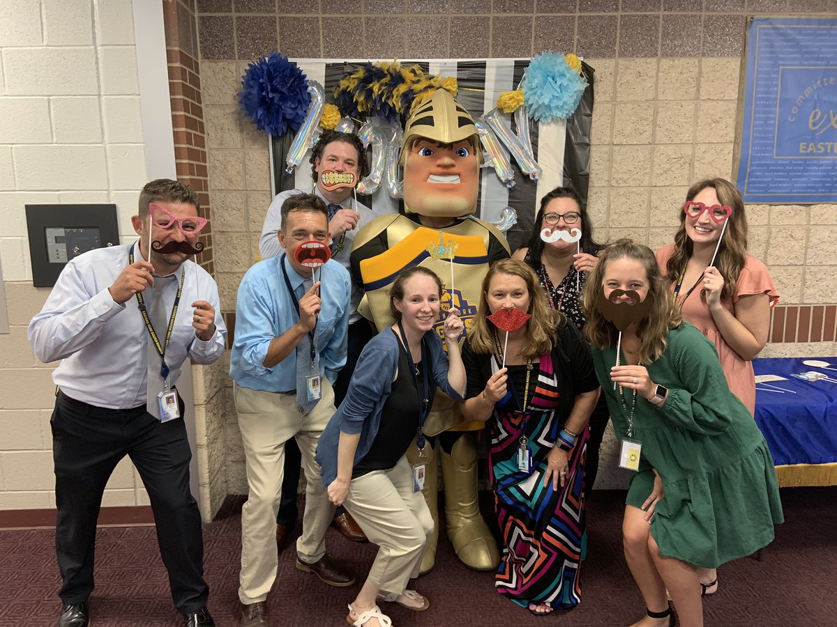 Michelle Little & Chrissy Crumling tweet media